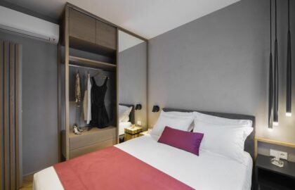 Euphoria (43) Euphoria (43)